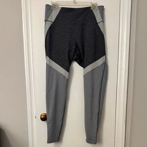 Old Navy Active Heather Gray & White Colorblock Leggings